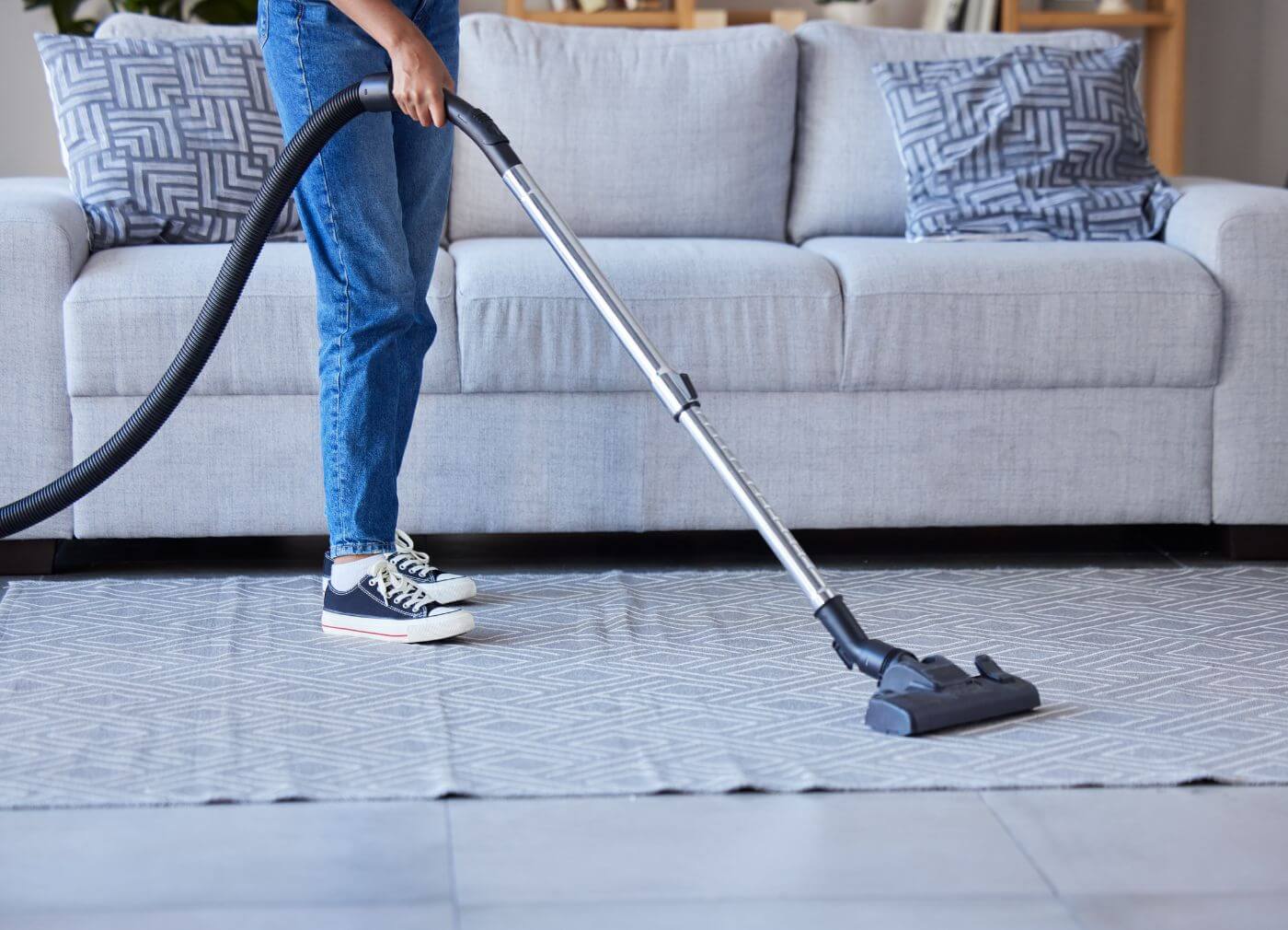 HEPA Vacuums Why Renting Is Better for Mold Cleanup